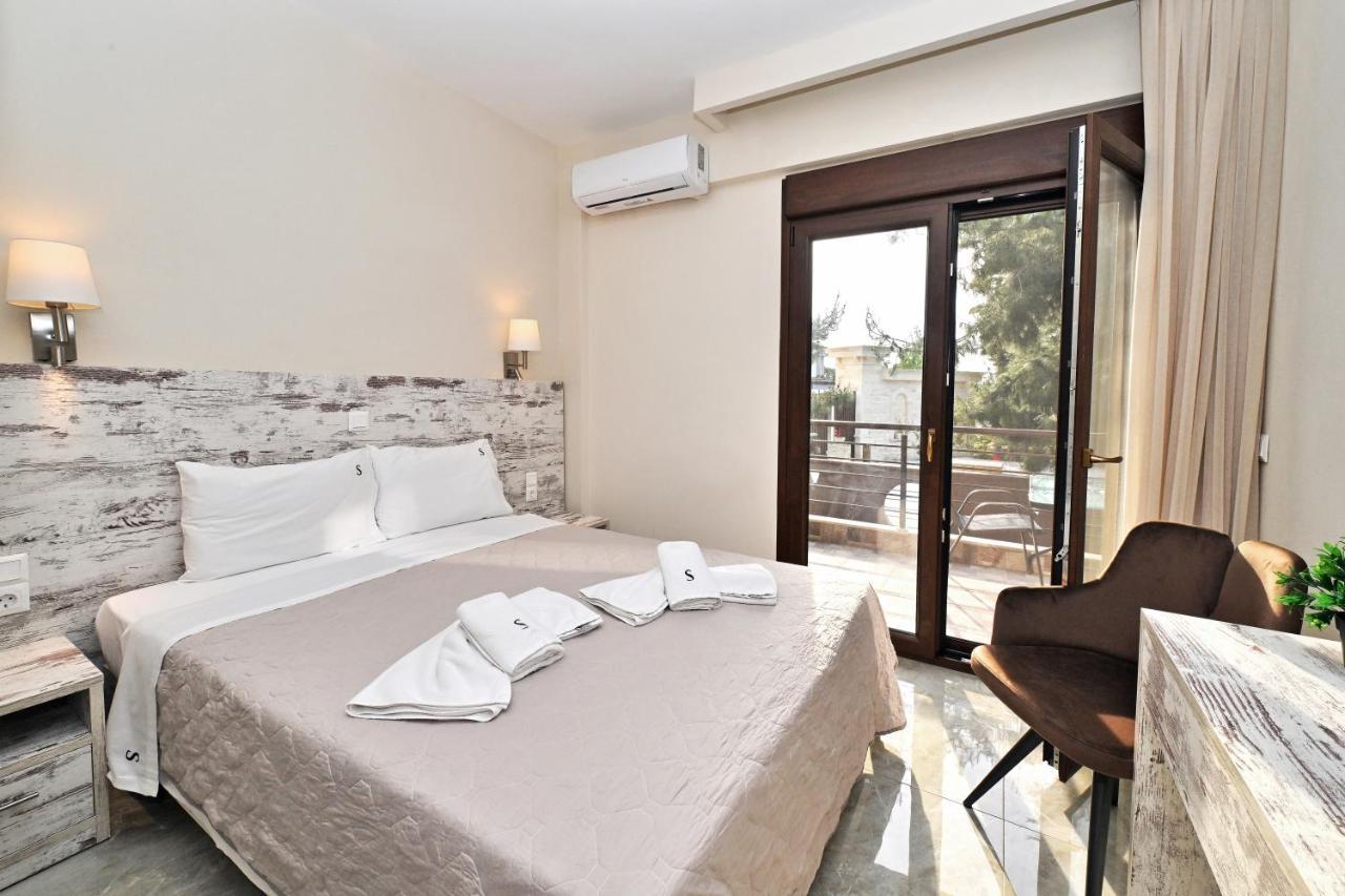 Sinodinos Deluxe Apartments Афітос Екстер'єр фото