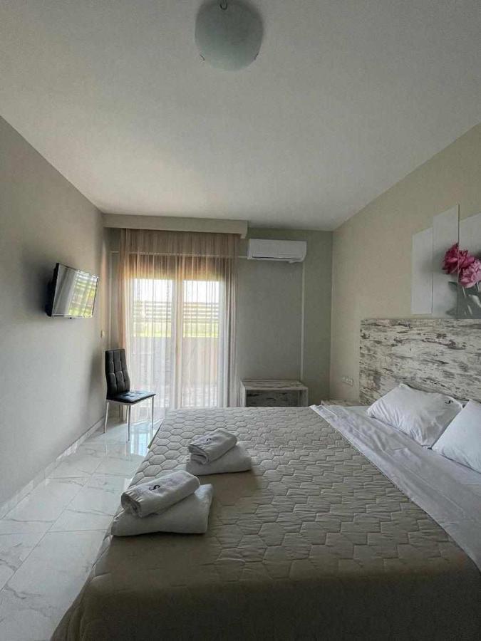 Sinodinos Deluxe Apartments Афітос Екстер'єр фото