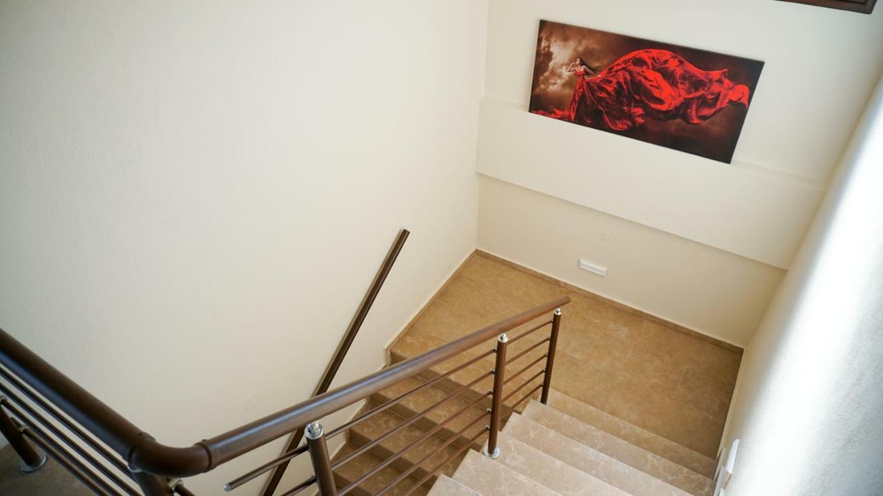 Sinodinos Deluxe Apartments Афітос Екстер'єр фото